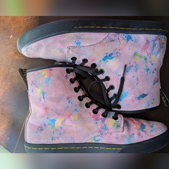 Dr. Martens Sheridan Women's Suede Boots Pink Rainbow Burst Size 7 US L. - Picture 6 of 8